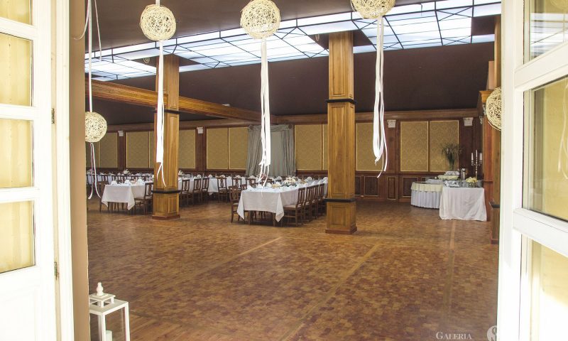 wnętrza Galerii Szczudło – Dekoracje – sala weselno konferencyjna bankietowa